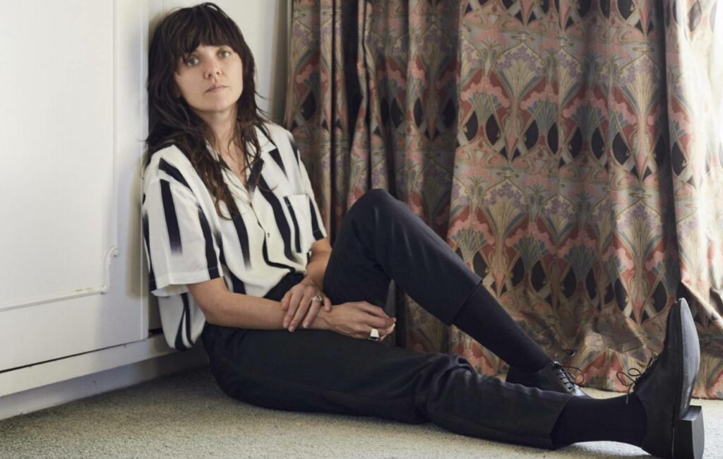 Courtney Barnett poses live