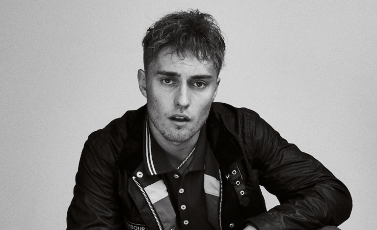Watch Sam Fender play 'Seventeen Going Under' tracks for first time on ...