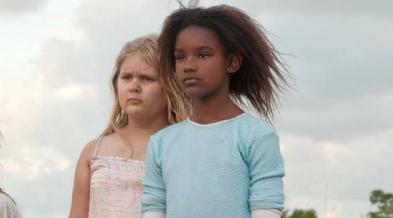 Jonshel Alexander wears a blue jumper in 'Beasts of the Southern Wild'