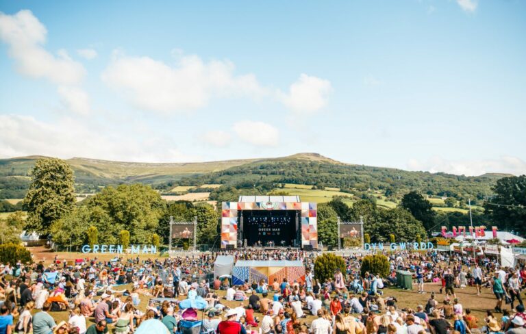 the Green Man Festival main stage and crowd in 2021