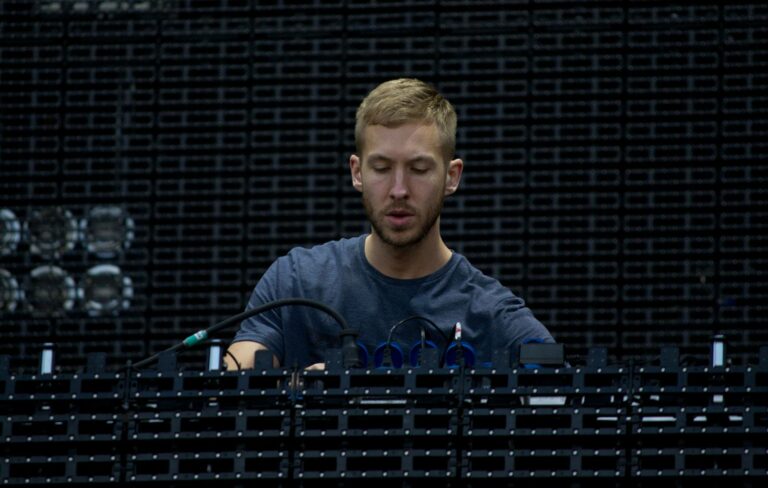 Calvin Harris performing live