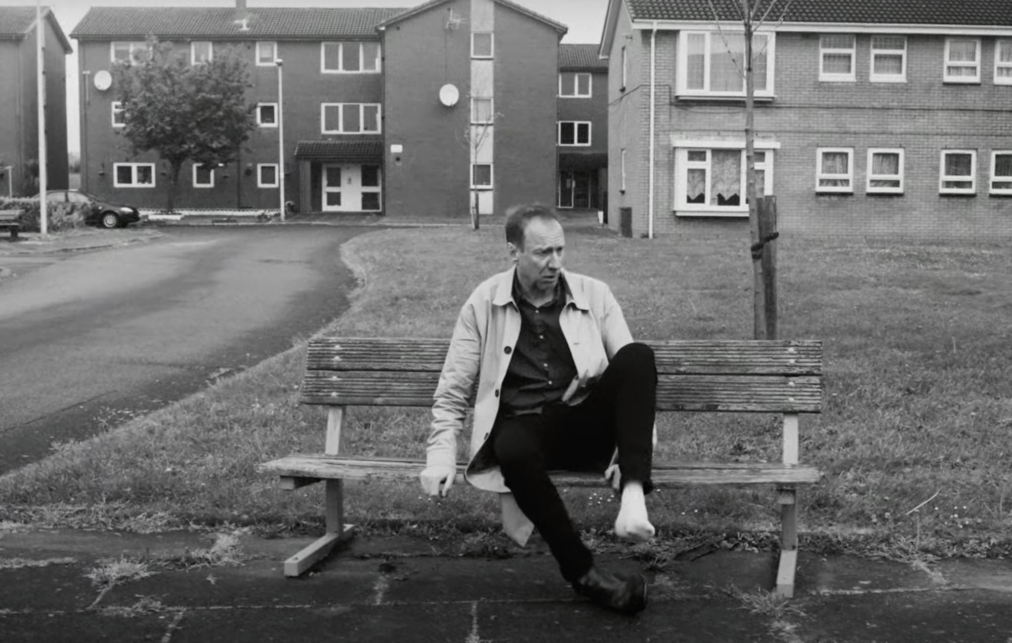 Yard Act enlist David Thewlis for '100% Endurance' music video