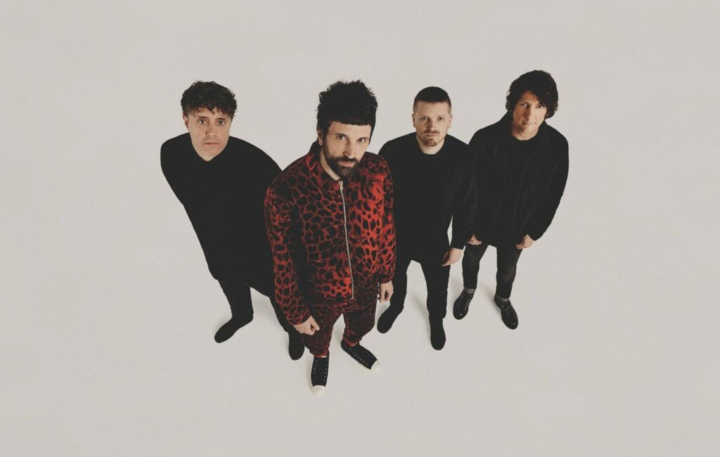 kasabian tour 2022 review