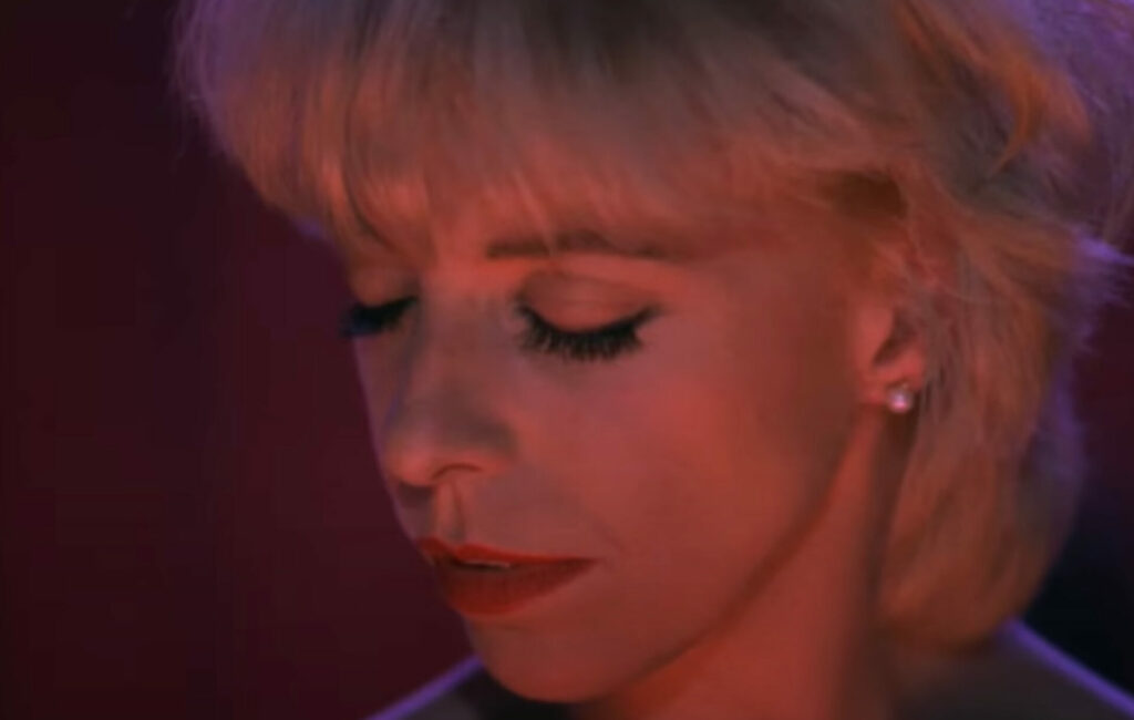 Julee Cruise in 'Twin Peaks'