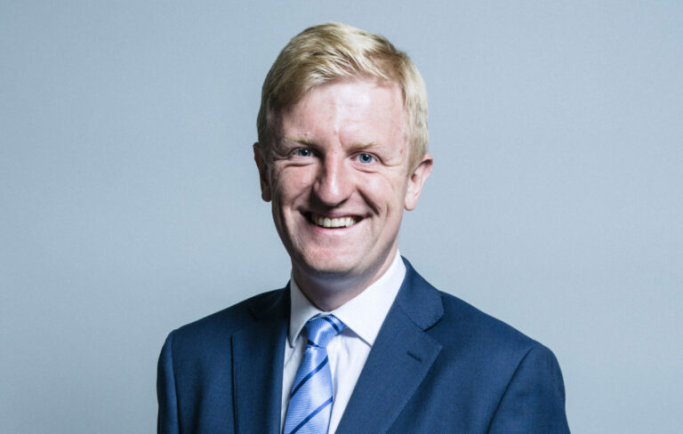Official portrait of Oliver Dowden MP, 2017