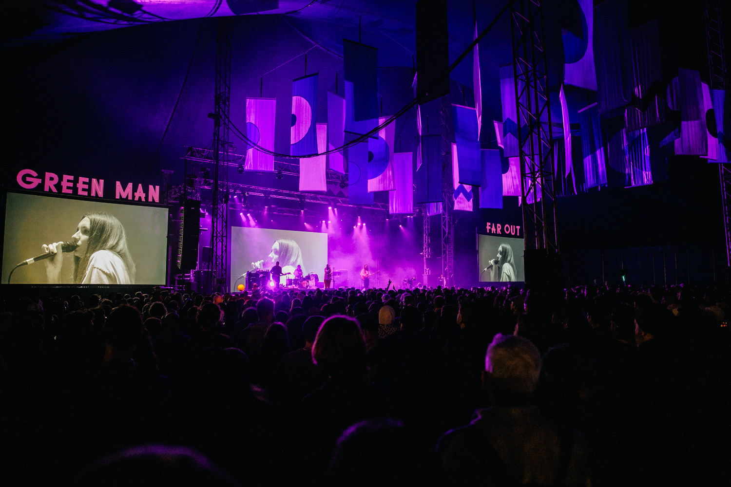 Dry Cleaning performing at Green Man 2022