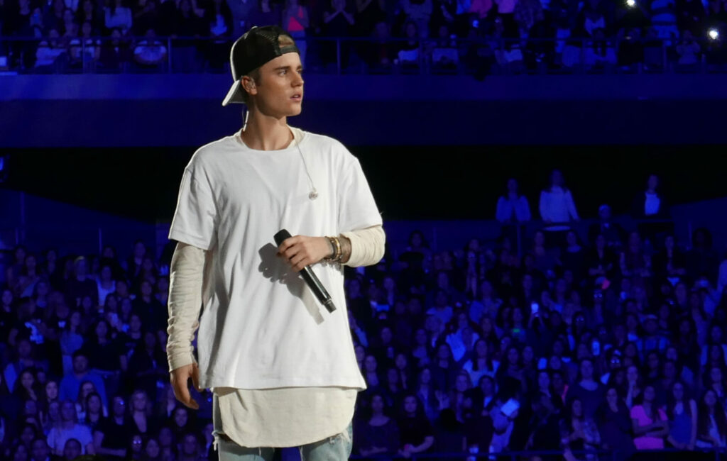 Justin Bieber on stage, 2015