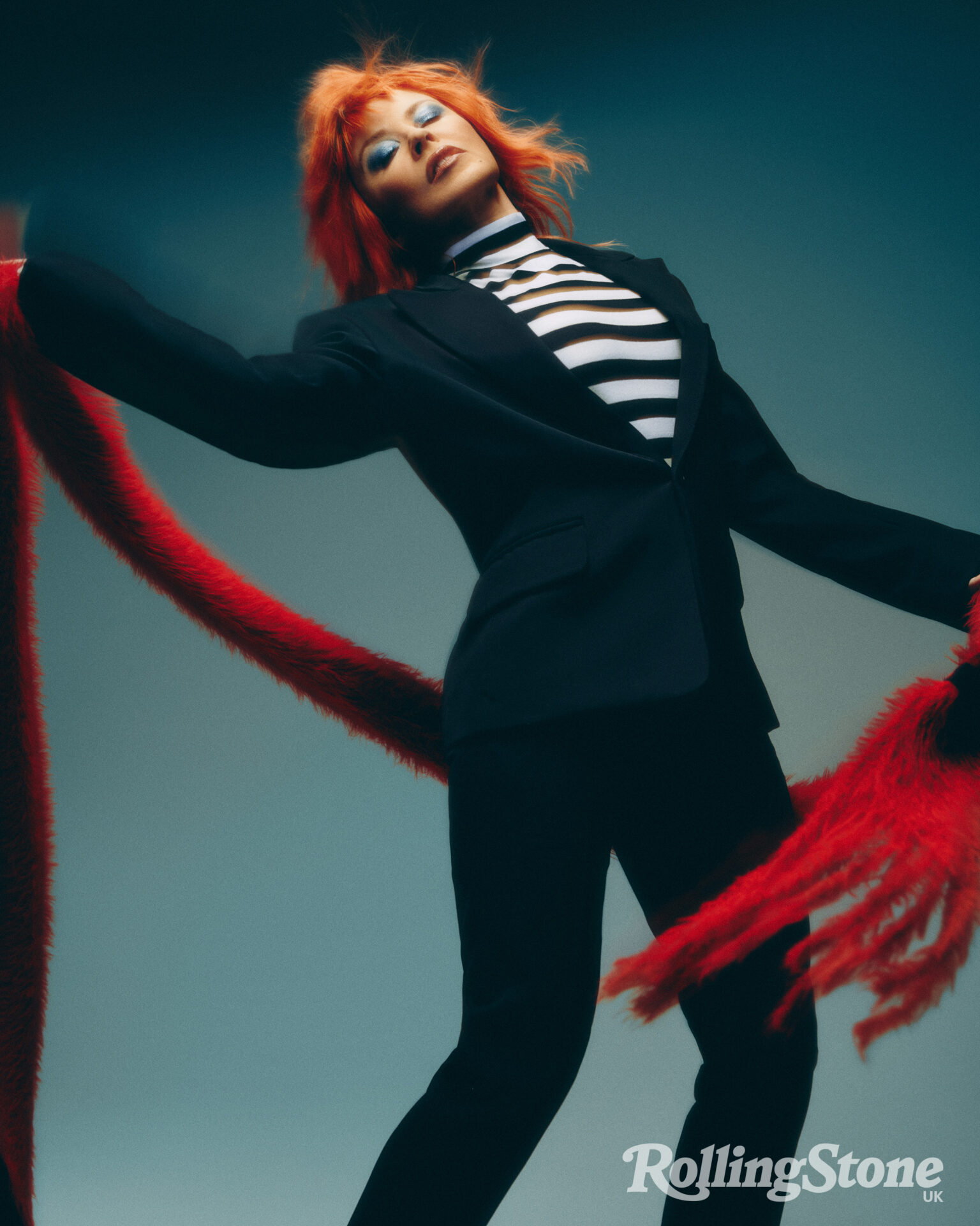 here-s-a-selection-of-unseen-images-from-our-kylie-minogue-cover-shoot