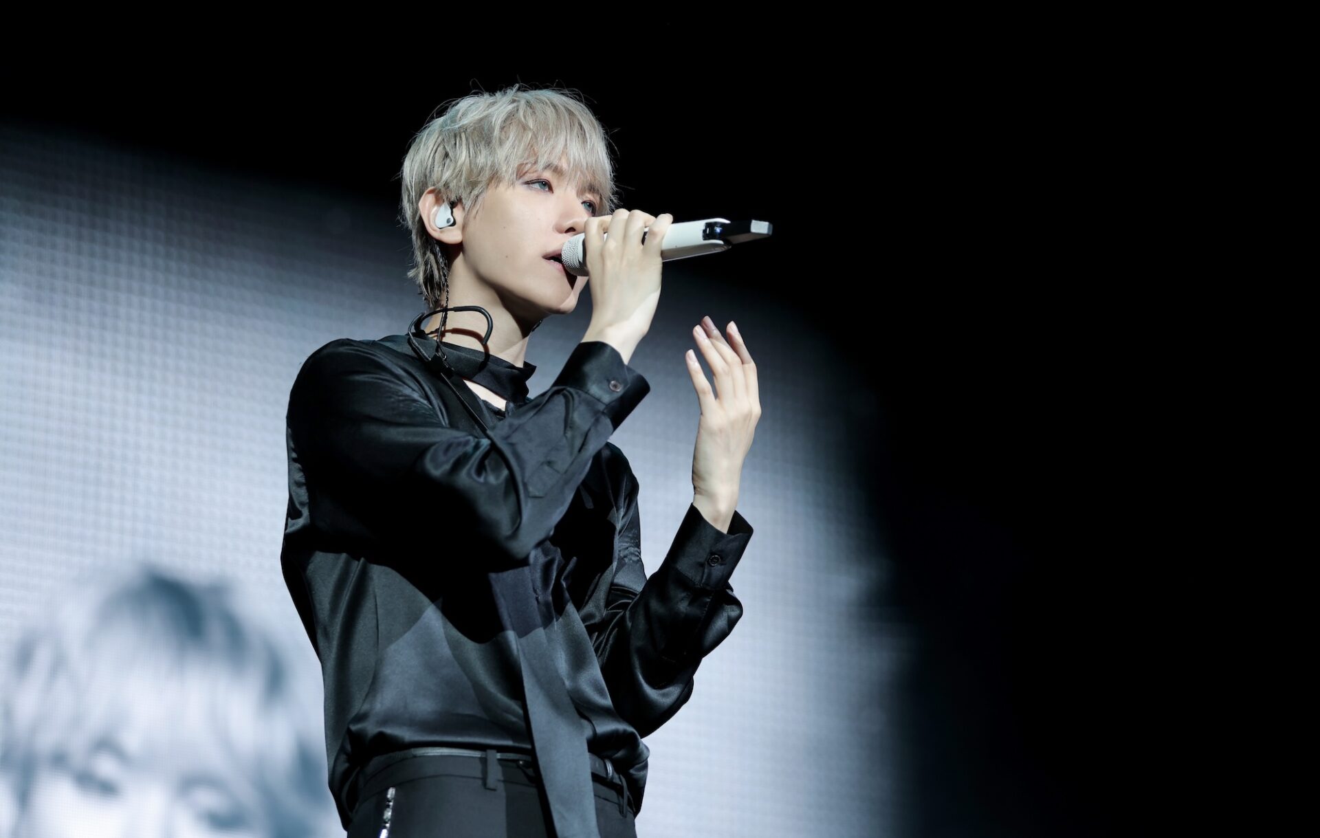 BAEKHYUN
