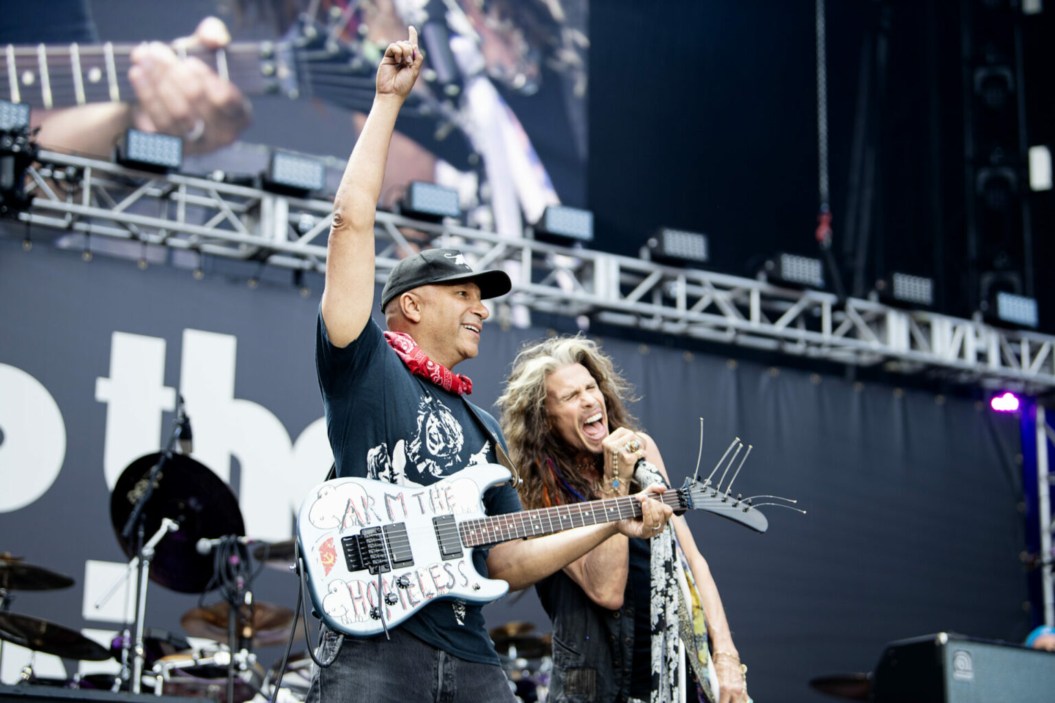 ozzy osbourne back on earth cover