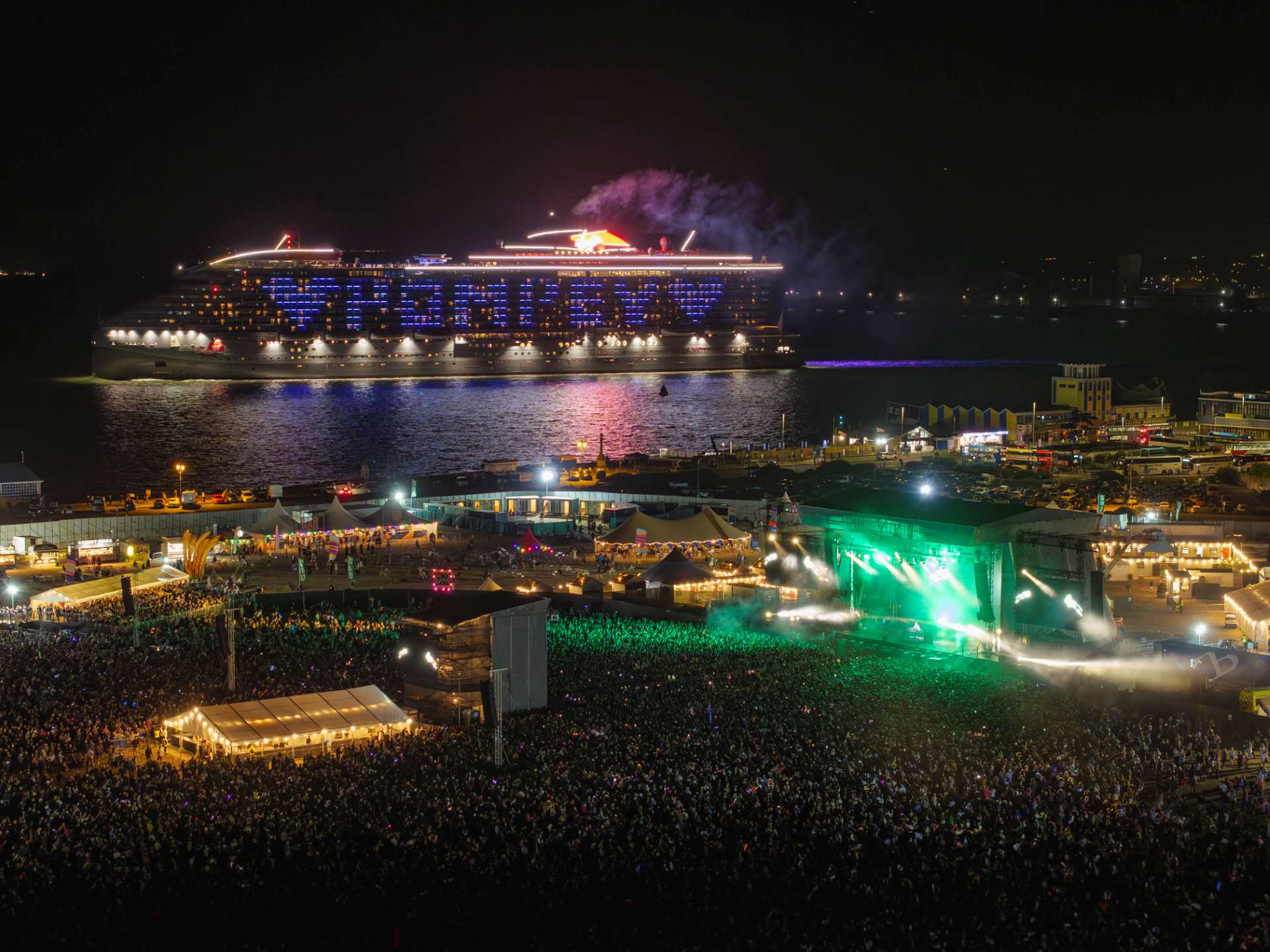 Steven Stringer Victorious Festival 2025: Queens of the Stone Age, Kings of Leon and ...