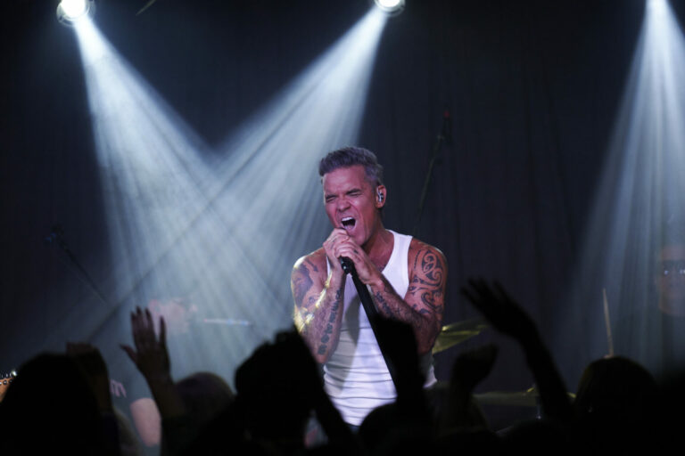 Robbie Williams live at Dingwalls