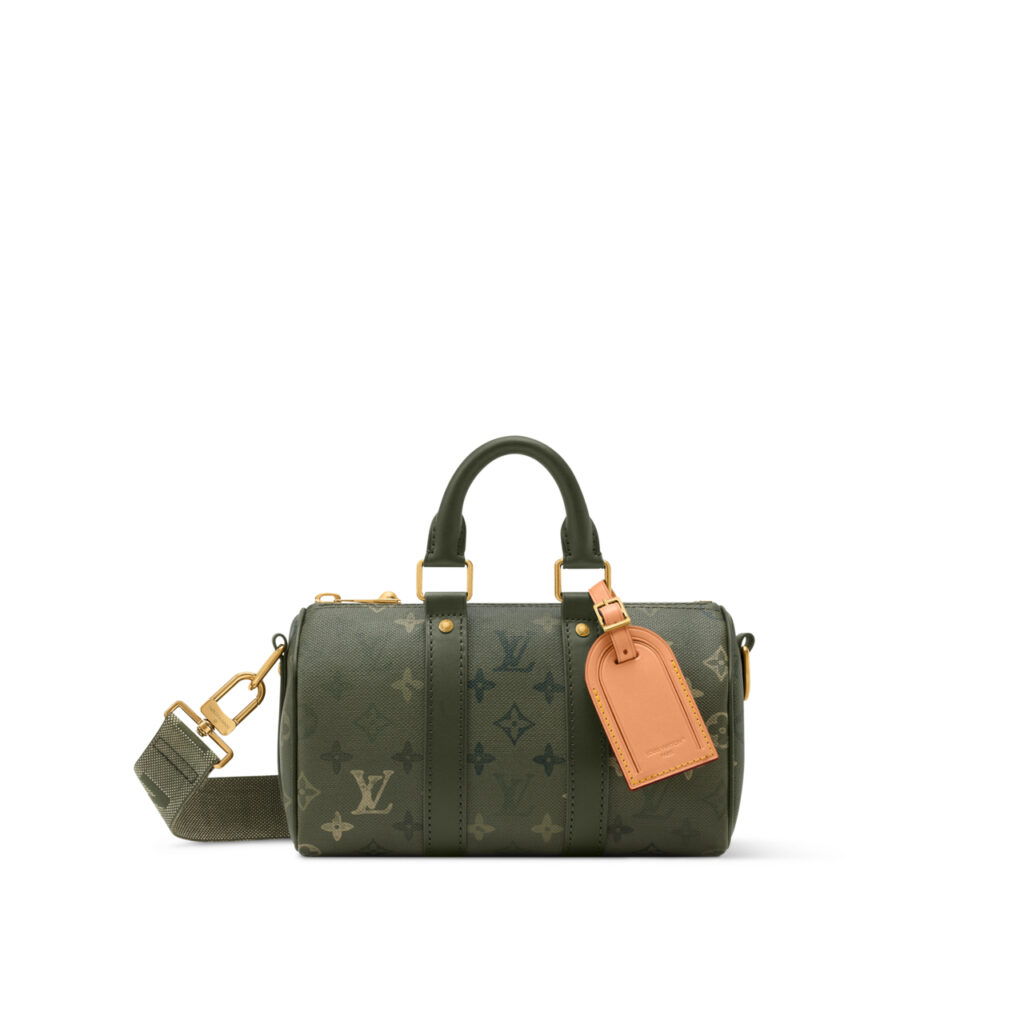 A product shot of the Louis Vuitton Monogram Surplus Keepall bag 