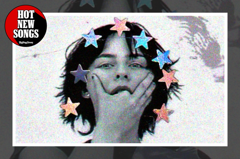 A photo of the singer TTSSFU