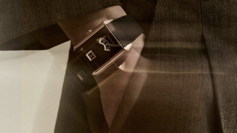 Lifestyle photography of the Audemars Piguet Neo Frame Jumping Hour watch