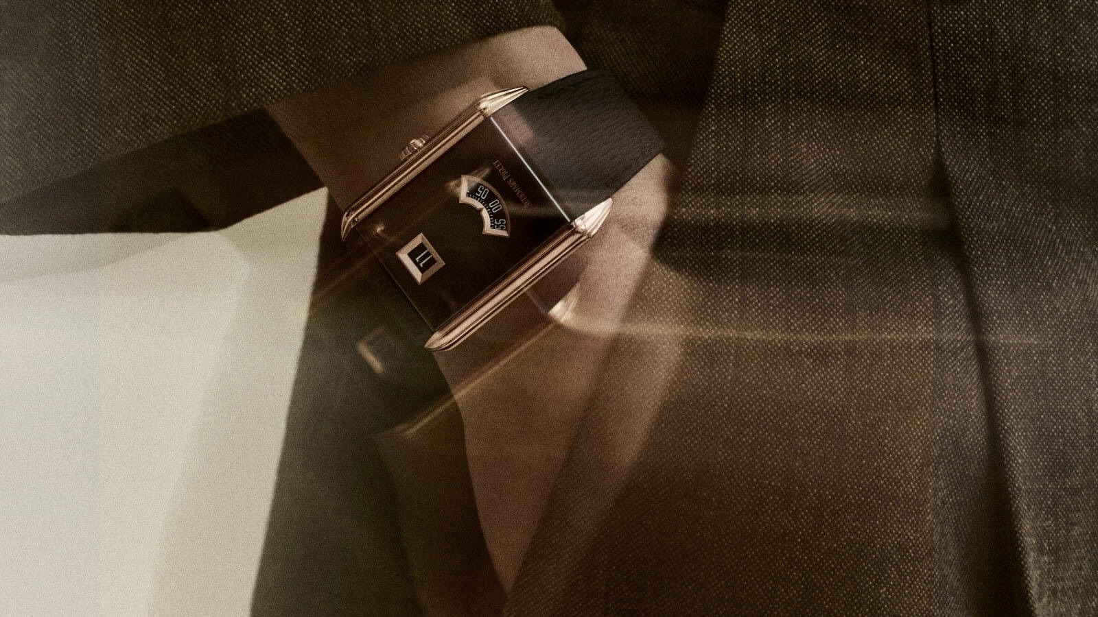 Lifestyle photography of the Audemars Piguet Neo Frame Jumping Hour watch