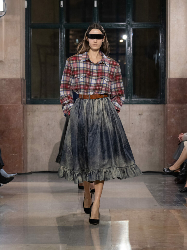 A collage of the MM6 Maison Margiela Autumn/Winter 2026 runway show 